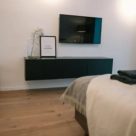 شقة Moehneblick - Seeblick, Dachterrasse, Pool, Sauna, Waldnaehe *