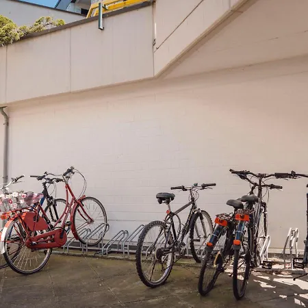Moehneblick - Seeblick, Dachterrasse, Pool, Sauna, Waldnaehe شقة