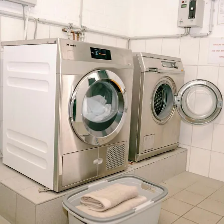 Moehneblick - Seeblick, Dachterrasse, Pool, Sauna, Waldnaehe 公寓 *