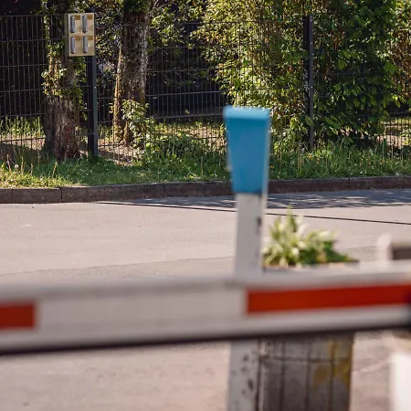 公寓 Moehneblick - Seeblick, Dachterrasse, Pool, Sauna, Waldnaehe *