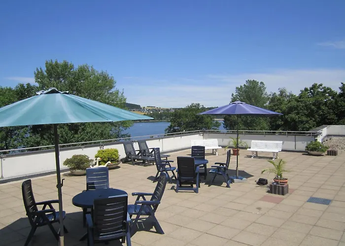 Appartement Moehneblick - Seeblick, Dachterrasse, Pool, Sauna, Waldnaehe