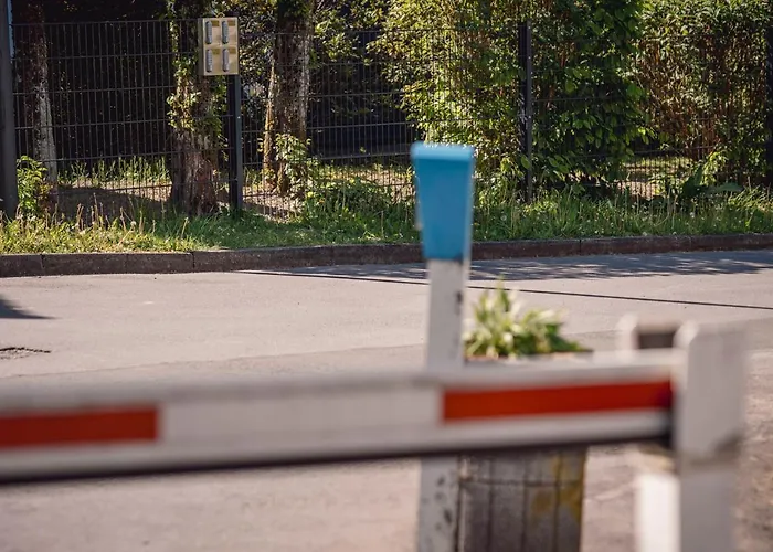 Appartement Moehneblick - Seeblick, Dachterrasse, Pool, Sauna, Waldnaehe *